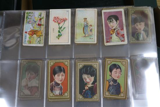 Five albums of USA cigarette cards, etc